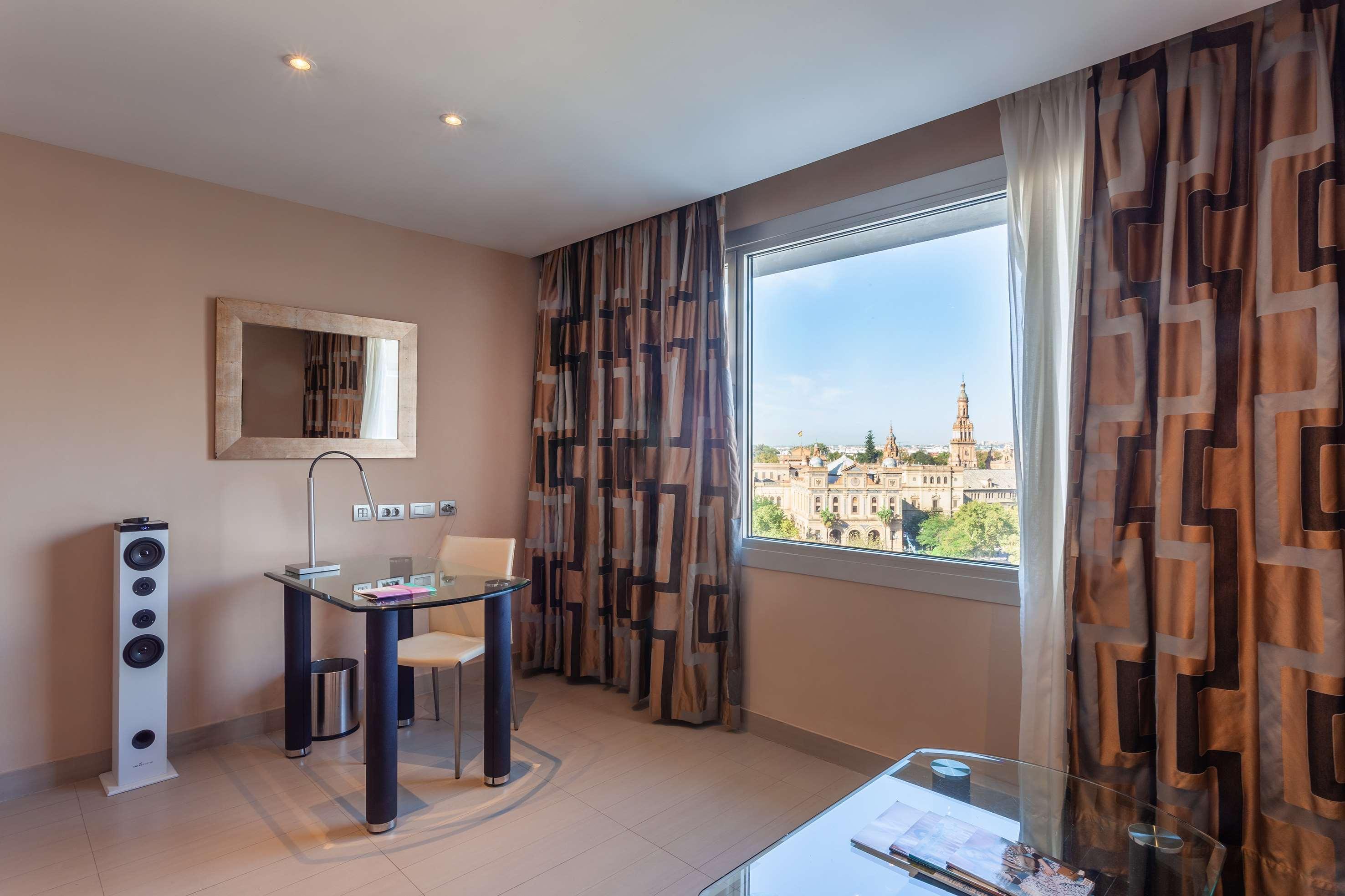 The Level At Melia Sevilla Exterior photo